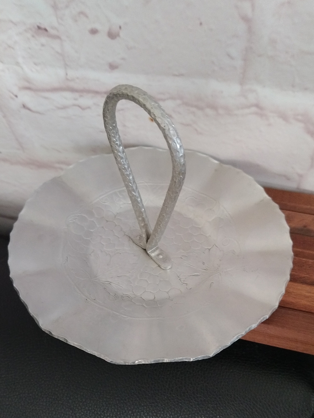 Decorative Silver Tone Metal Trinket Dish with Handle